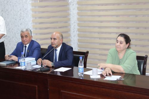 БАРГУЗОРИИ МАҲФИЛИ &laquo;САРВАРОНИ СИЁСӢ&raquo; ТАҲТИ УНВОНИ &laquo;ОЛИМИ СИЁСАТМАДОР&raquo;